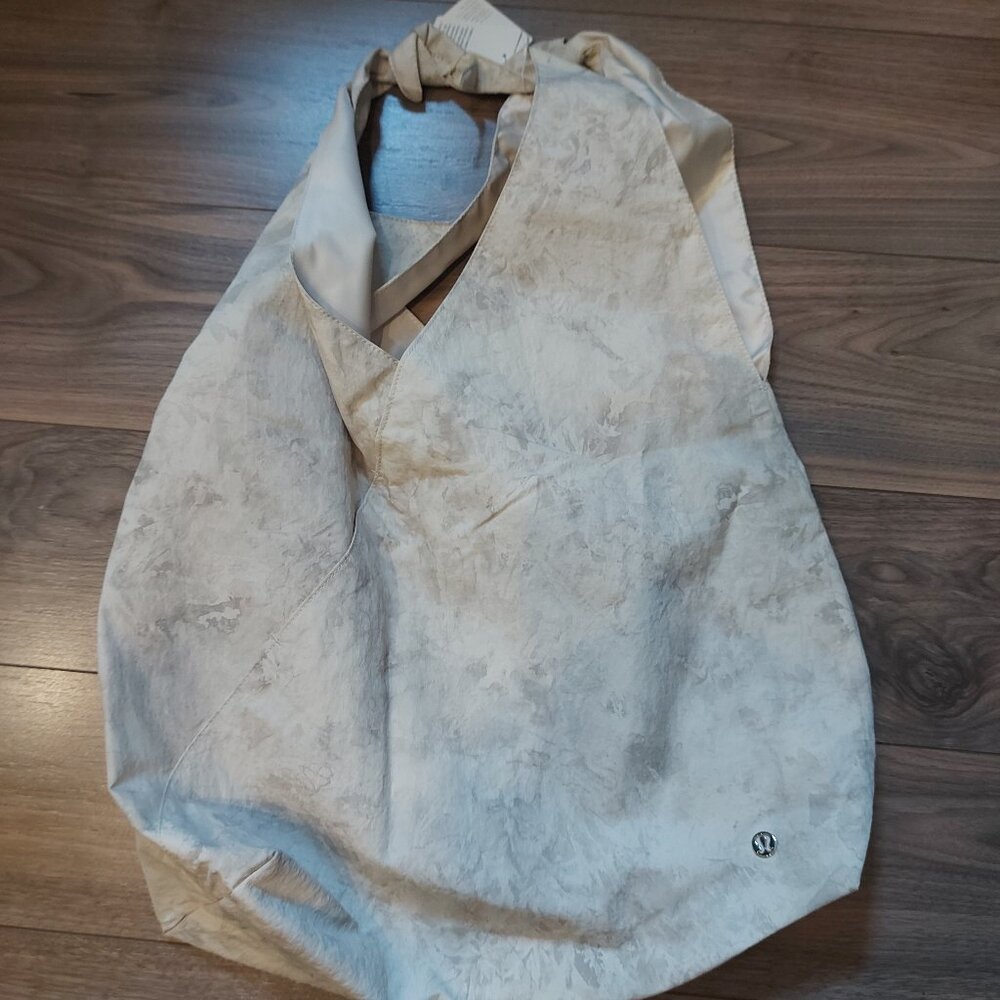 Lululemon Cross It Off Oversize Tote